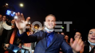 Priveden, pa pušten